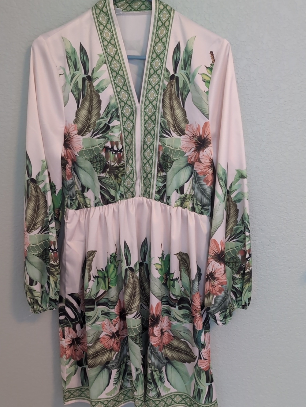 Botanical Palm Print V-Neck Long Sleeve Dress